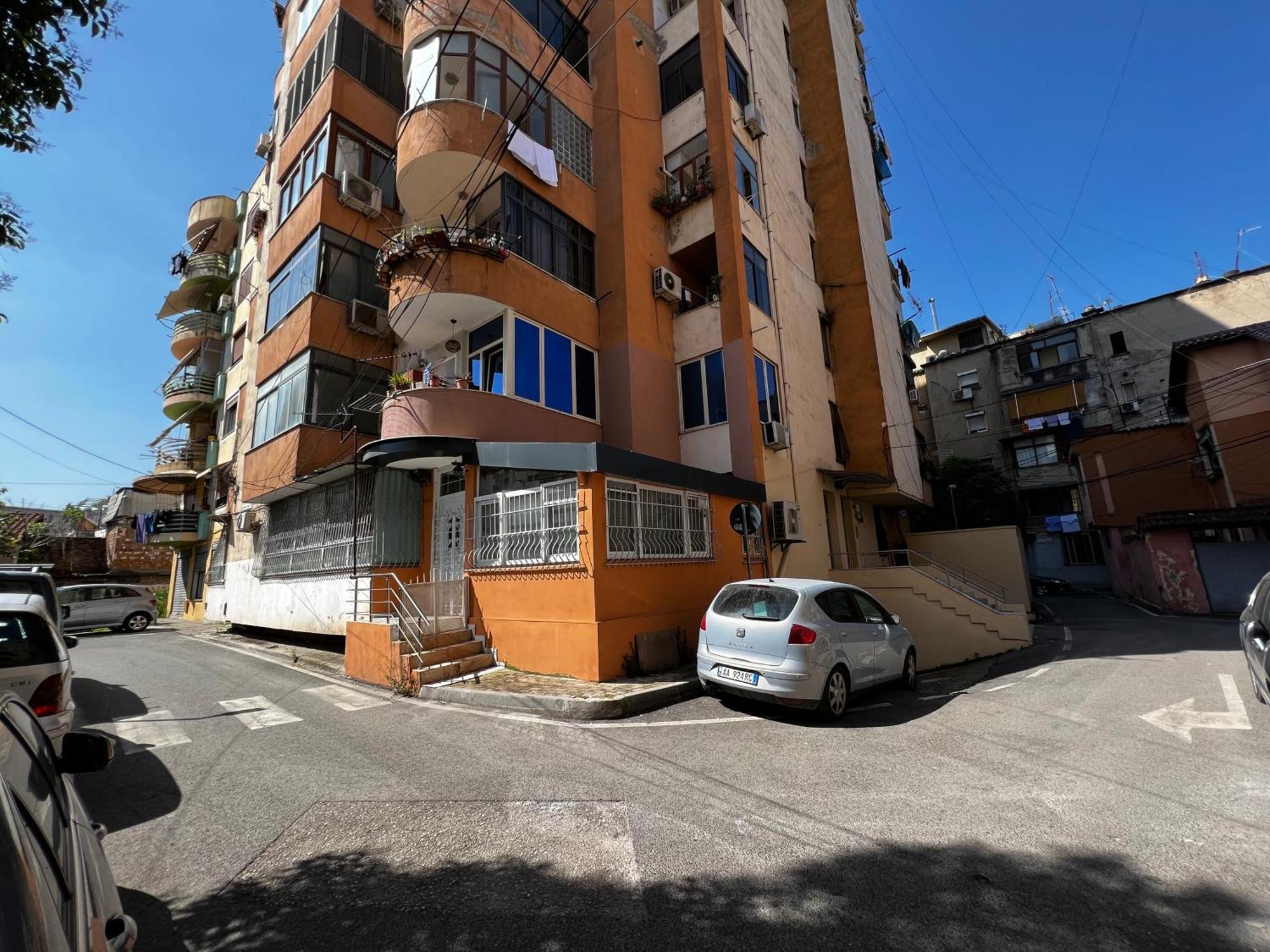 City Centre Apartments Tirana Exteriör bild